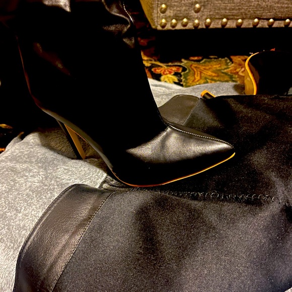 Nice patten leather boots with insulated fiber inner wear size 39 w/ 4in heel - Picture 3 of 9